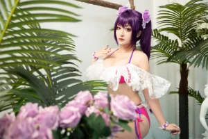 洛璃LoLiSAMA《斯卡蒂泳装》主题写真：40张全套美图