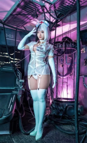 洛璃LoLiSAMA《透明护士》主题写真：37张全套美图