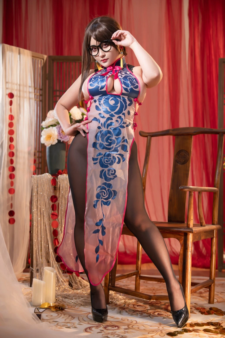 洛璃LoLiSAMA《虞姬旗袍》主题写真：54张全套美图