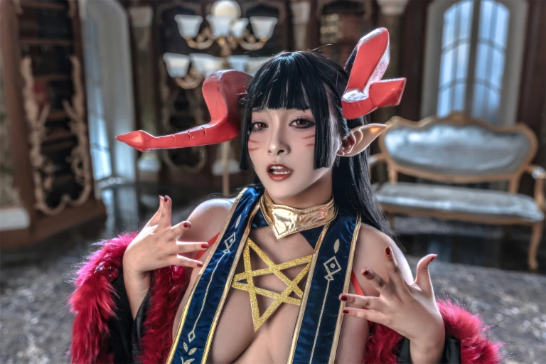洛璃LoLiSAMA《撒旦》主题写真：49张全套美图