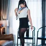 洛璃LoLiSAMA《蔚蓝档案 莉音》主题写真：72张全套美图，含1个视频