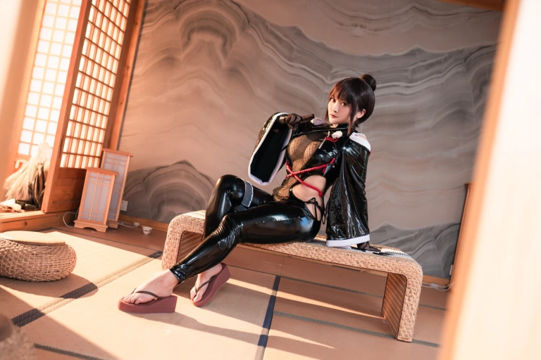 洛璃LoLiSAMA《樱花》主题写真：55张全套美图