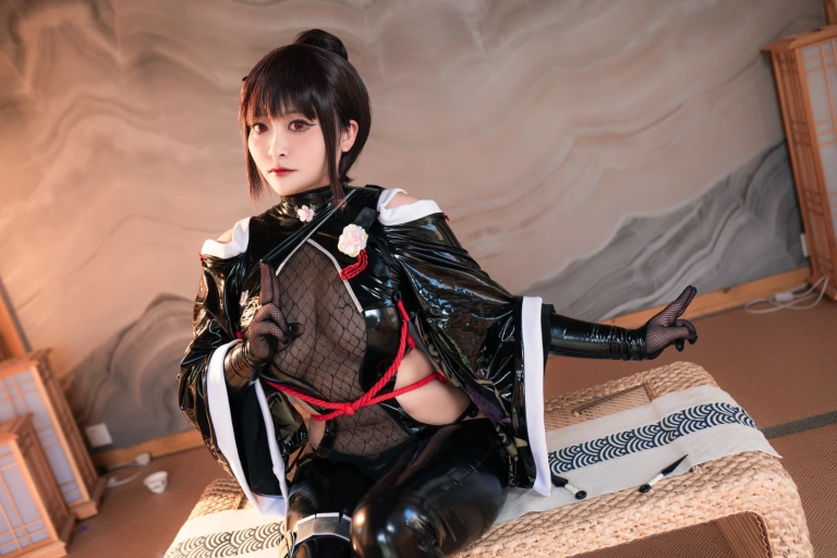 洛璃LoLiSAMA《樱花》主题写真：55张全套美图