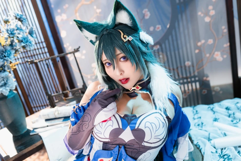 洛璃LoLiSAMA《驭空》主题写真：76张全套美图