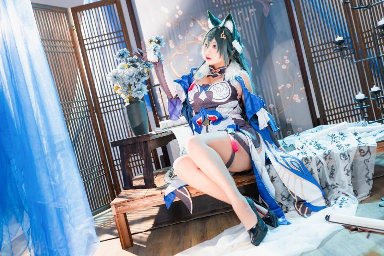 洛璃LoLiSAMA《驭空》主题写真：76张全套美图