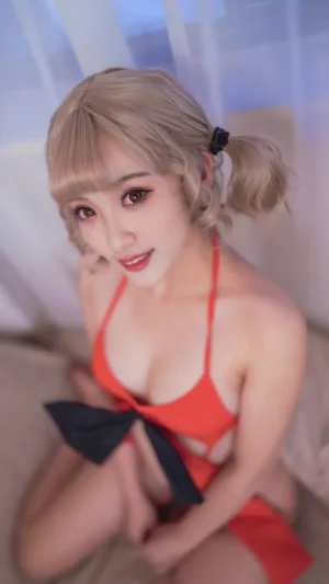 洛璃LoLiSAMA《礼物第二弹》主题写真：36张全套美图