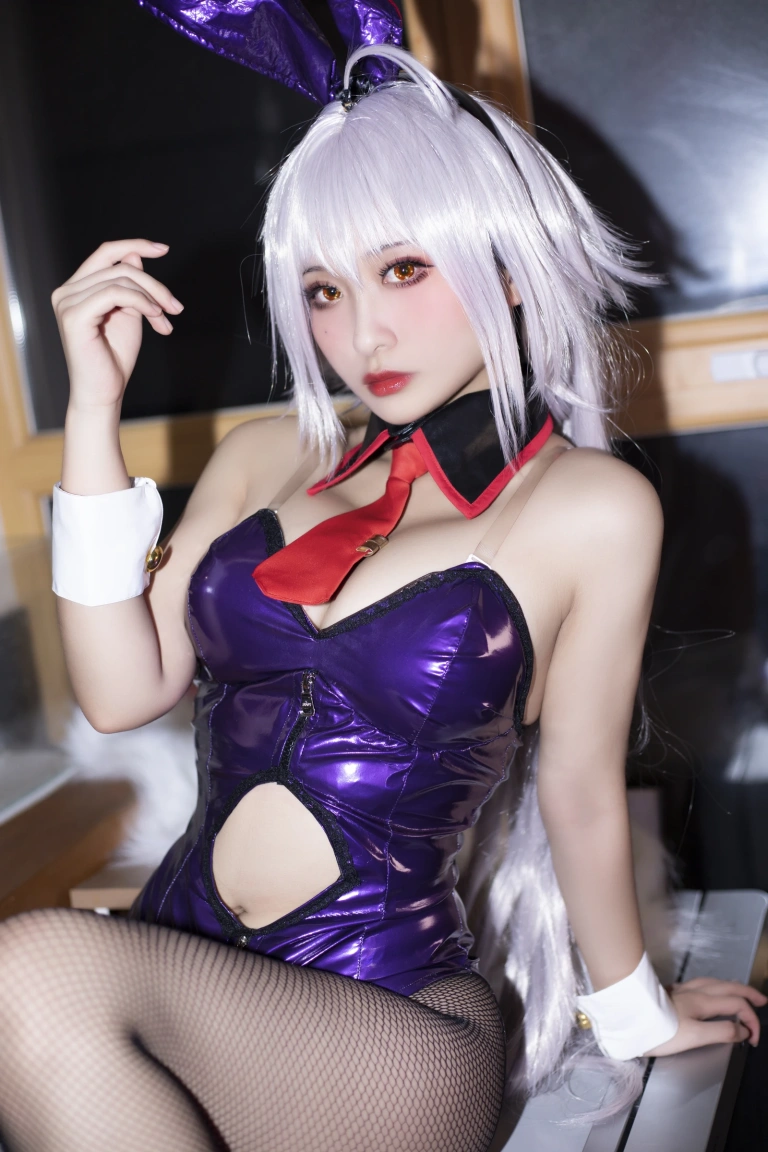 洛璃LoLiSAMA《FGO 黑贞兔子》主题写真：42张全套美图，含1个视频