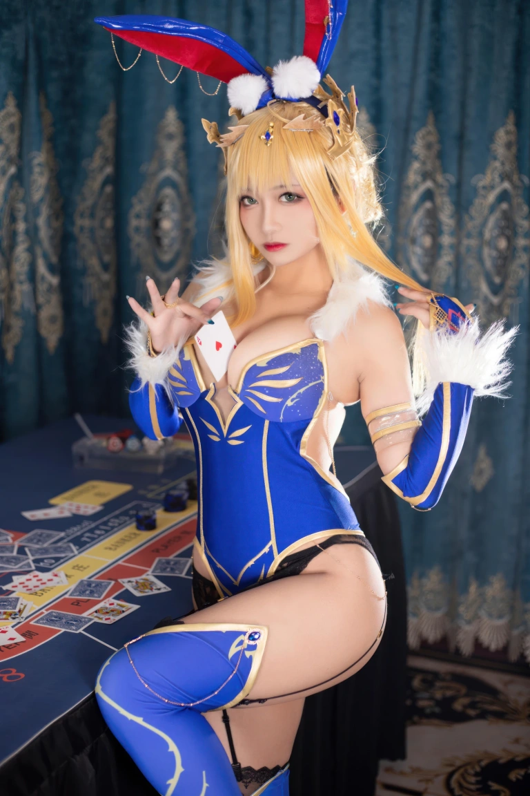 洛璃LoLiSAMA《FGO 白枪呆兔女郎》主题写真：57张全套美图