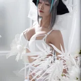 洛璃LoLiSAMA《碧蓝航线 柴郡同人内衣》主题写真：66张全套美图