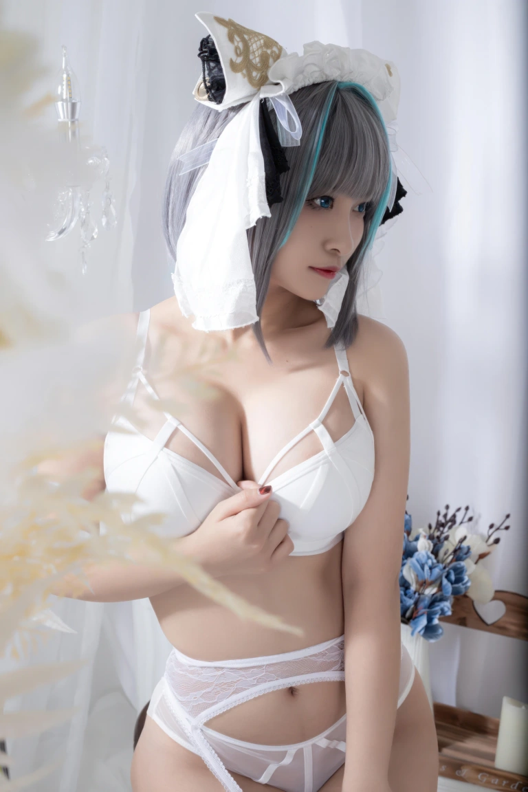 洛璃LoLiSAMA《碧蓝航线 柴郡同人内衣》主题写真：66张全套美图