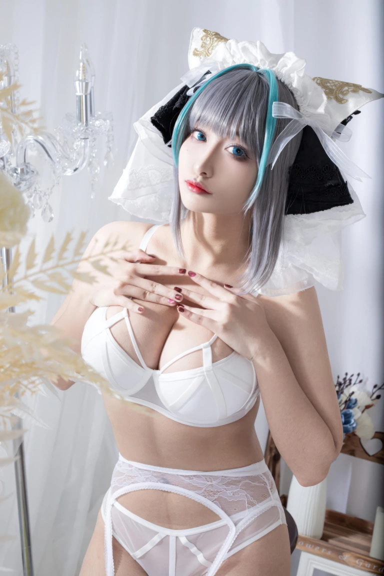 洛璃LoLiSAMA《碧蓝航线 柴郡同人内衣》主题写真：66张全套美图
