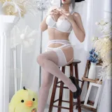 洛璃LoLiSAMA《碧蓝航线 柴郡同人内衣》主题写真：66张全套美图