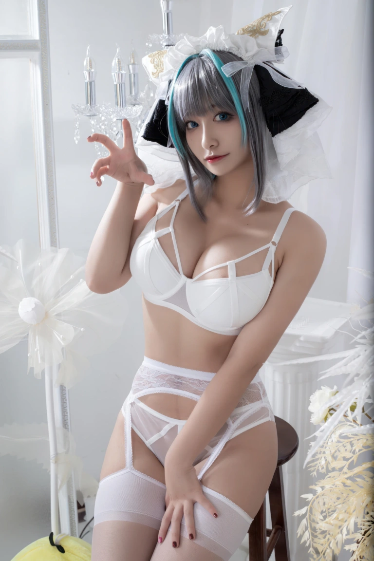 洛璃LoLiSAMA《碧蓝航线 柴郡同人内衣》主题写真：66张全套美图