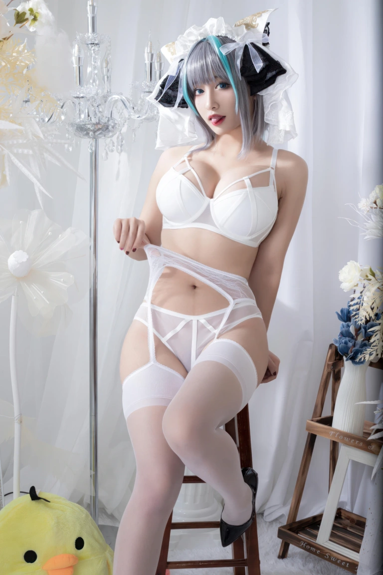 洛璃LoLiSAMA《碧蓝航线 柴郡同人内衣》主题写真：66张全套美图