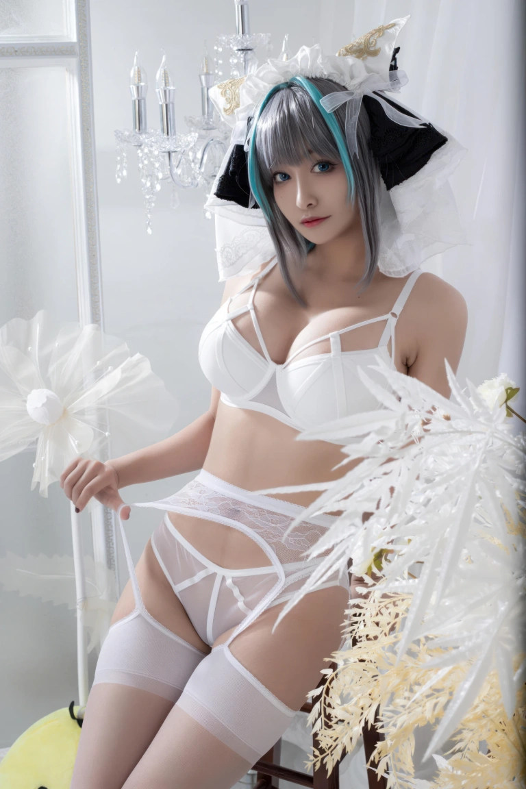 洛璃LoLiSAMA《碧蓝航线 柴郡同人内衣》主题写真：66张全套美图