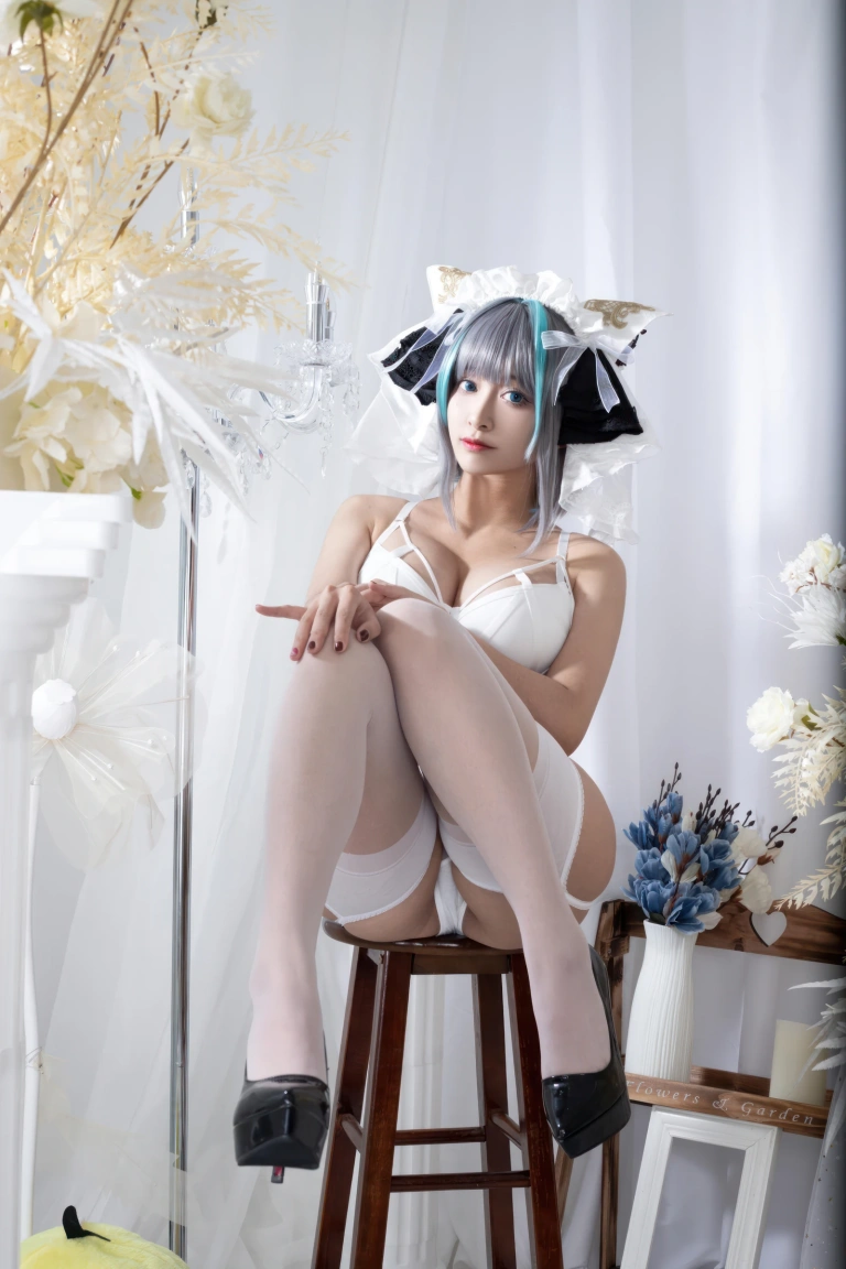 洛璃LoLiSAMA《碧蓝航线 柴郡同人内衣》主题写真：66张全套美图