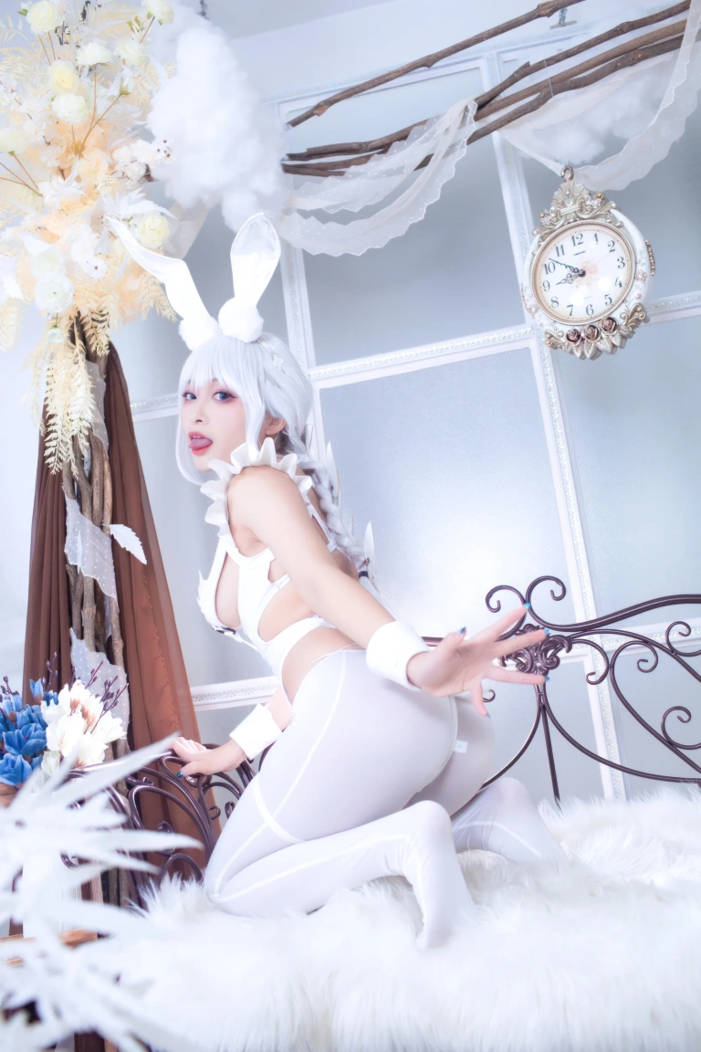 洛璃LoLiSAMA《碧蓝航线 恶毒白兔》主题写真：51张全套美图