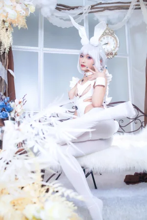 洛璃LoLiSAMA《碧蓝航线 恶毒白兔》主题写真：51张全套美图