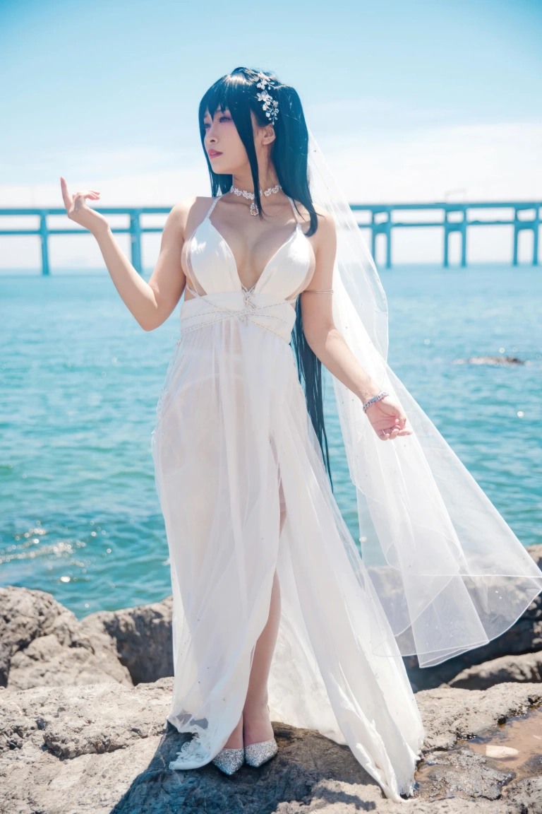 洛璃LoLiSAMA《碧蓝航线 大凤誓约花嫁》主题写真：44张全套美图