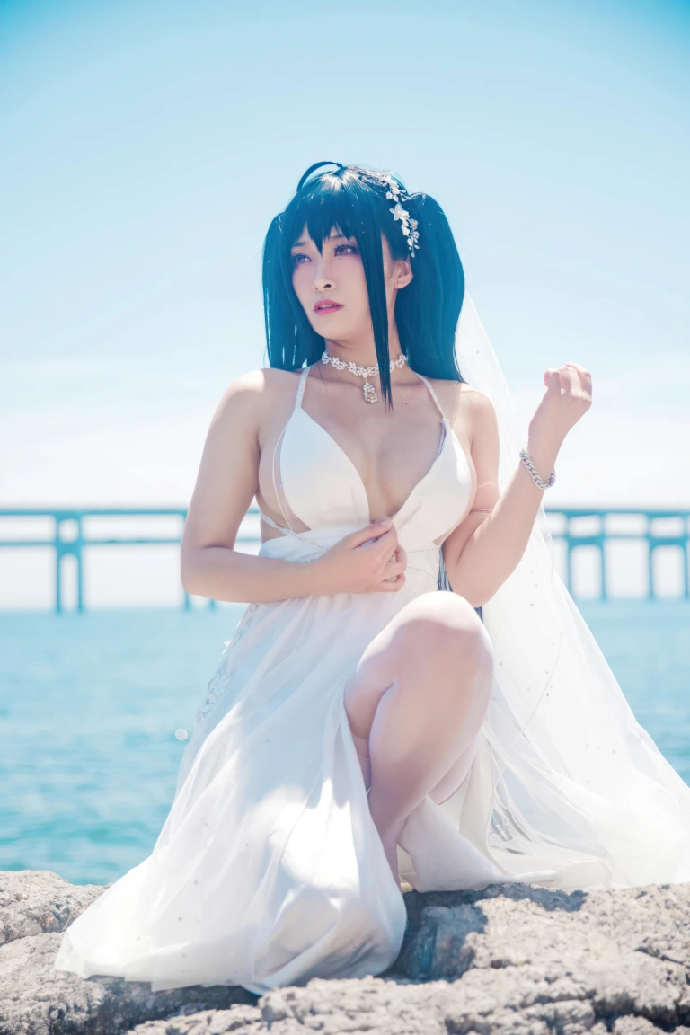 洛璃LoLiSAMA《碧蓝航线 大凤誓约花嫁》主题写真：44张全套美图