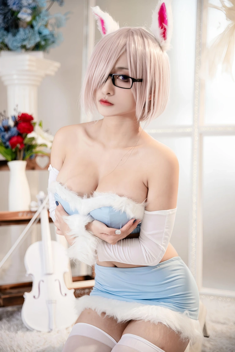 洛璃LoLiSAMA《玛修芙芙同人》主题写真：66张全套美图