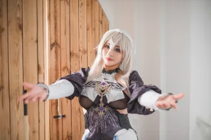 洛璃LoLiSAMA《崩坏3 阿波尼亚》主题写真：72张全套美图