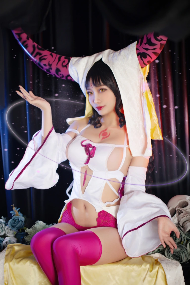 洛璃LoLiSAMA《FGO 杀生院祈荒》主题写真：40张全套美图