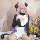 洛璃LoLiSAMA《碧蓝幻想 娜露梅亚女仆》主题写真：37张全套美图