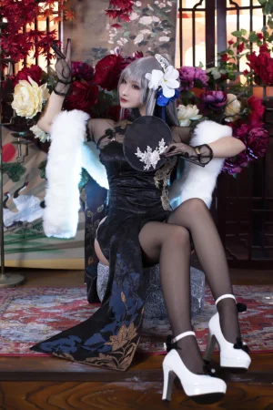 洛璃LoLiSAMA《碧蓝航线·路易九世旗袍》主题写真：43张全套美图