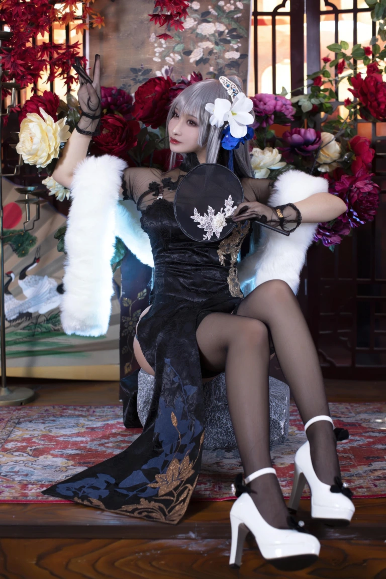 洛璃LoLiSAMA《碧蓝航线·路易九世旗袍》主题写真：43张全套美图