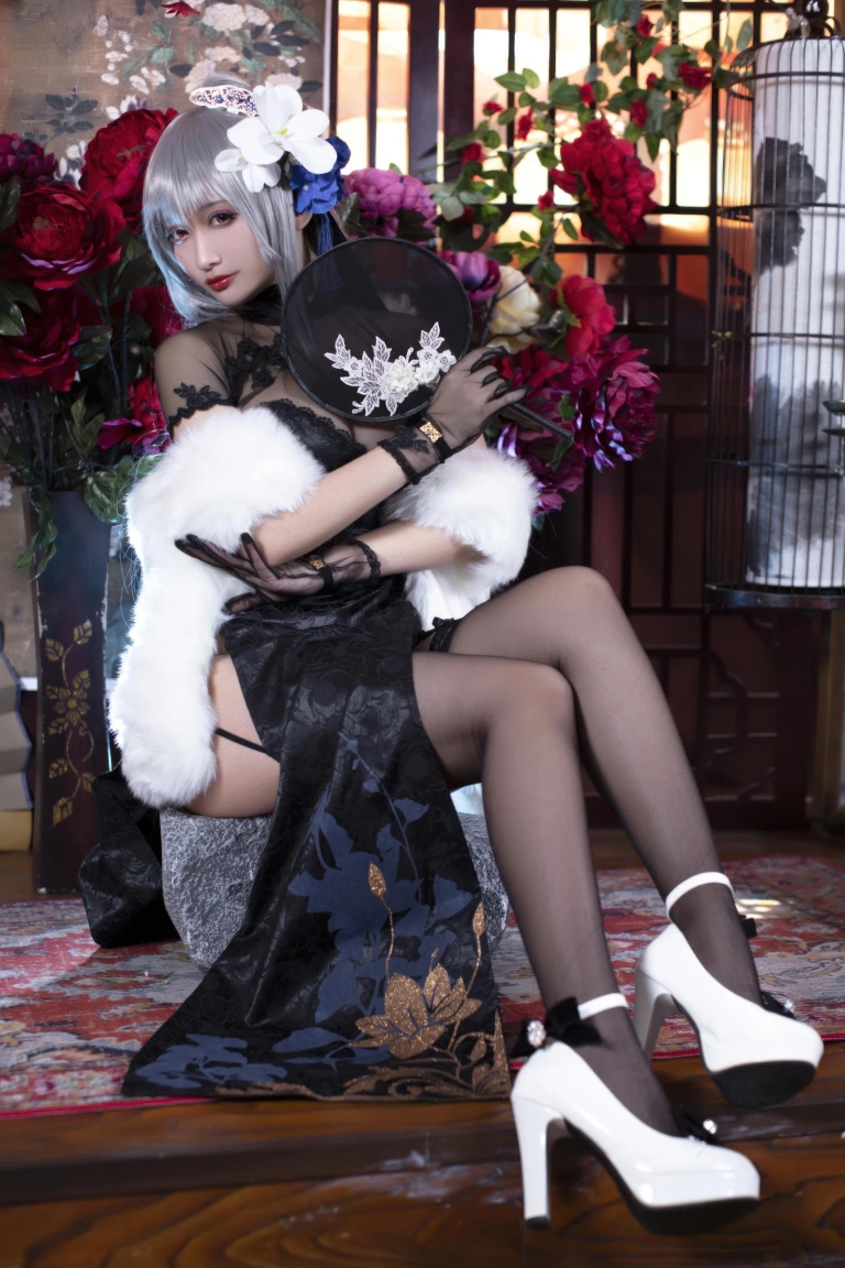 洛璃LoLiSAMA《碧蓝航线·路易九世旗袍》主题写真：43张全套美图