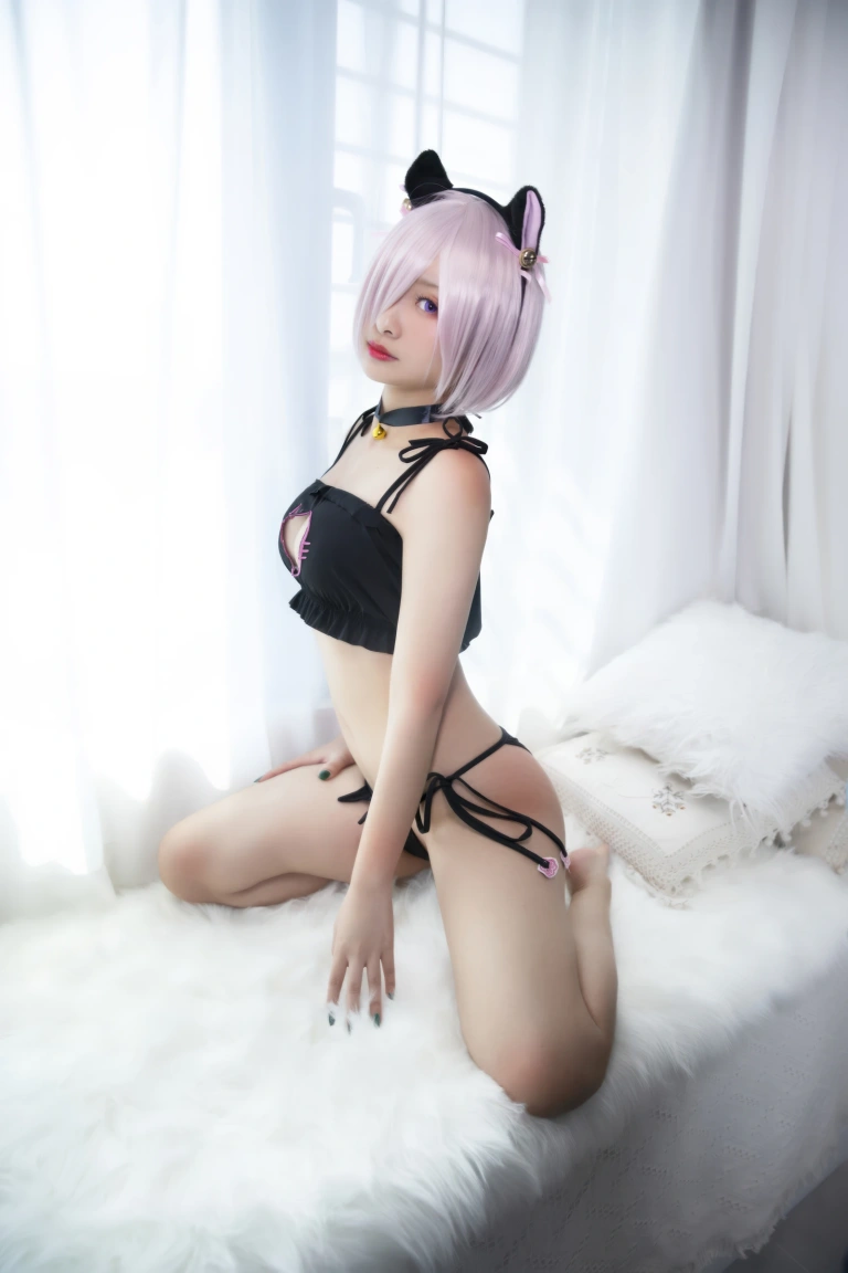 洛璃LoLiSAMA《FGO 玛修 猫咪》主题写真：24张全套美图