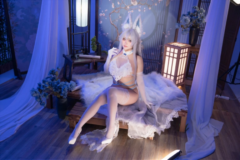 洛璃LoLiSAMA《碧蓝航线 信浓 相融一梦》主题写真：90张全套美图