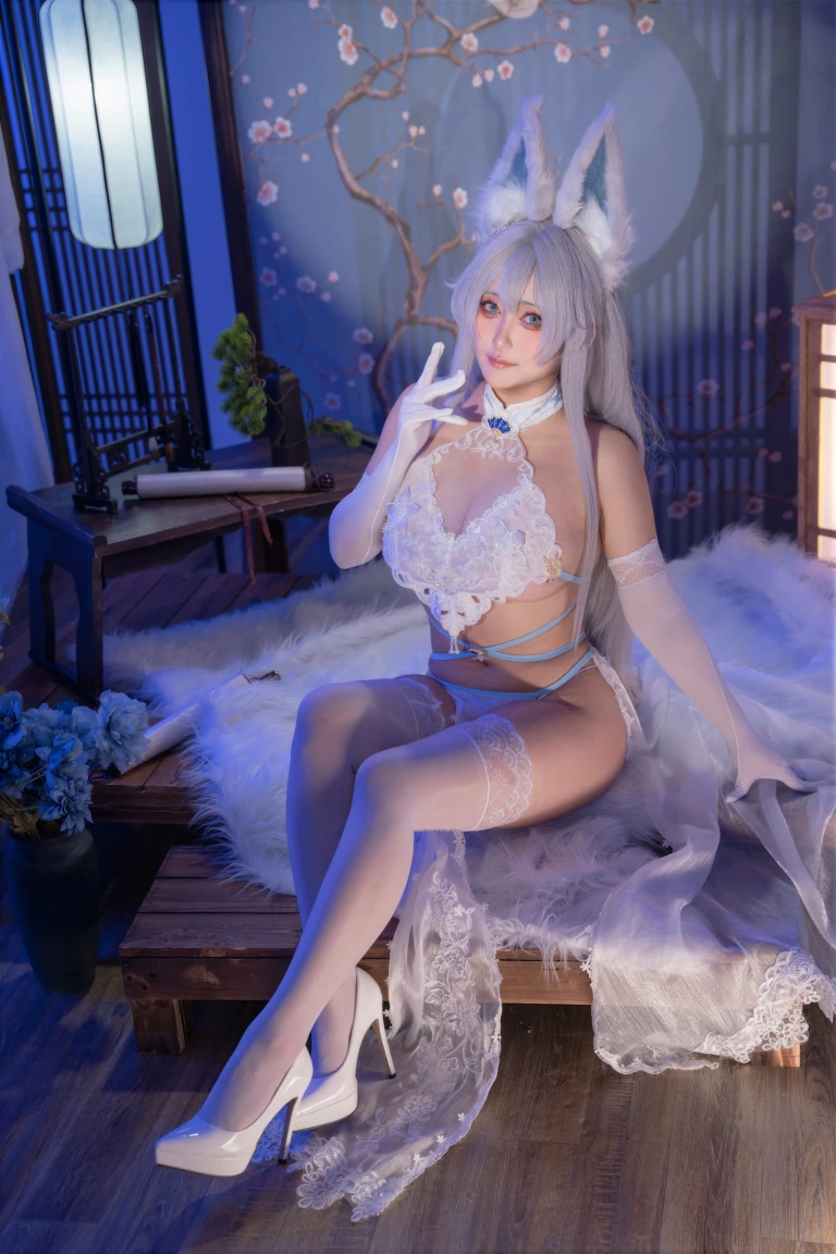 洛璃LoLiSAMA《碧蓝航线 信浓 相融一梦》主题写真：90张全套美图