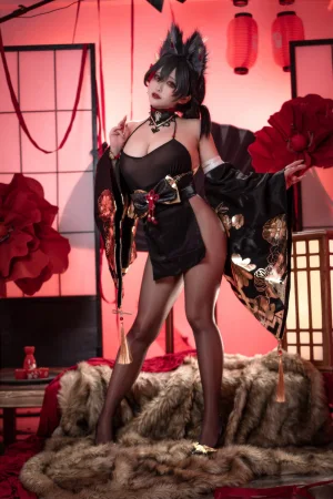 洛璃LoLiSAMA《碧蓝航线 近江 原皮》主题写真：67张全套美图