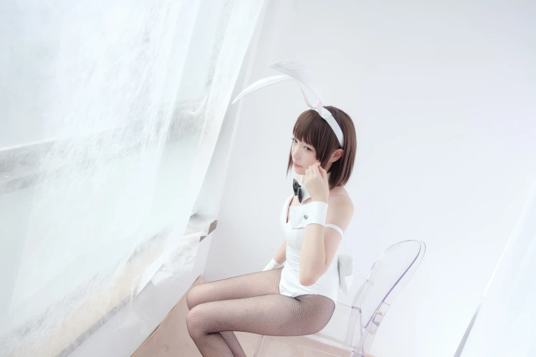 森萝财团《LOVEPLUS-001》主题写真：148张全套美图，含1个视频