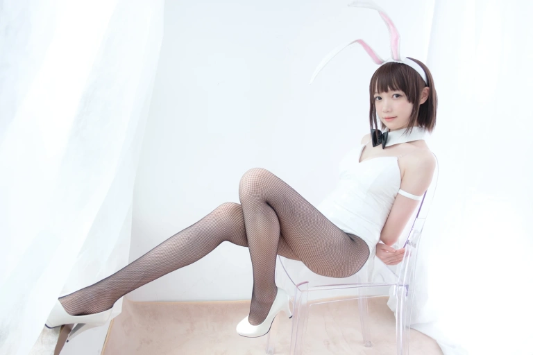 森萝财团《LOVEPLUS-001》主题写真：148张全套美图，含1个视频