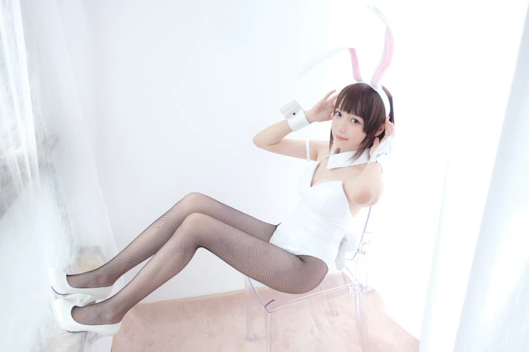 森萝财团《LOVEPLUS-001》主题写真：148张全套美图，含1个视频