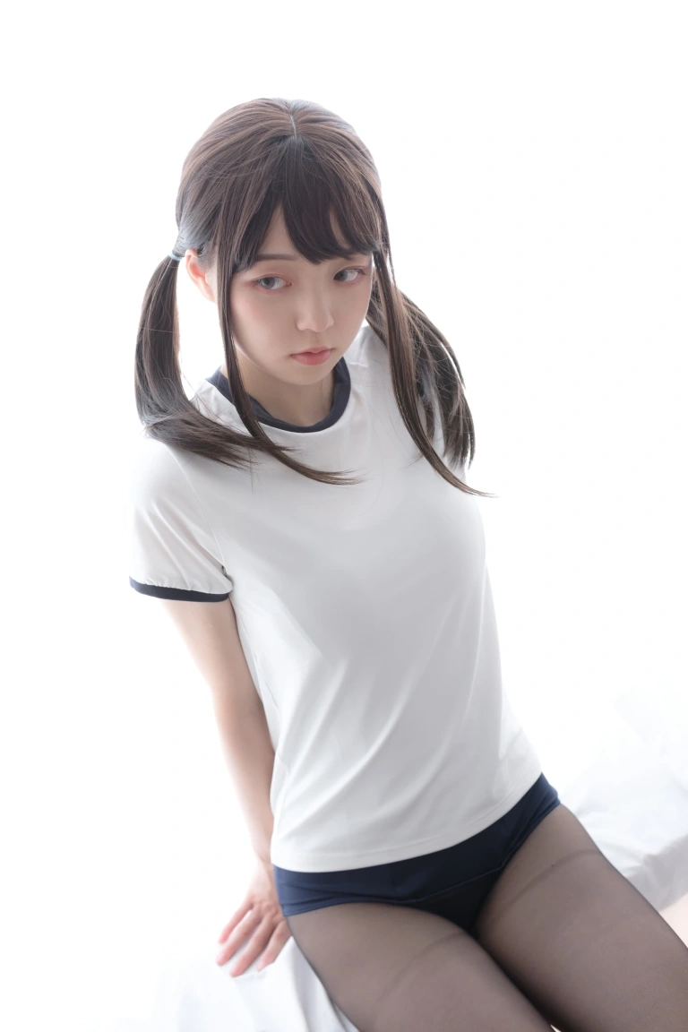森萝财团《LOVEPLUS-002》主题写真：110张全套美图，含1个视频