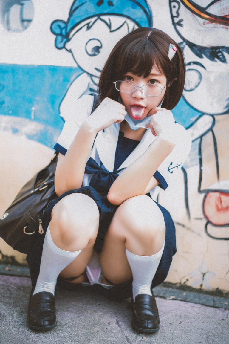 柒柒_Lust77《乐园JK》主题写真：37张全套美图