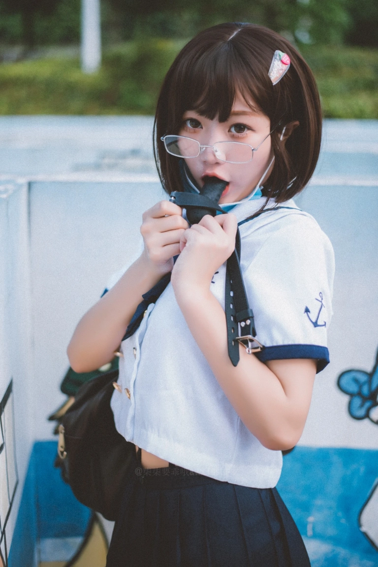 柒柒_Lust77《乐园JK》主题写真：37张全套美图