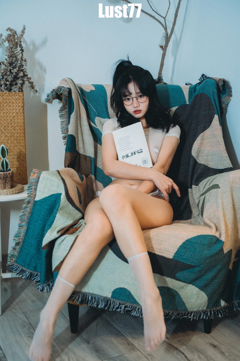 柒柒_Lust77《少女记实录》主题写真：76张全套美图