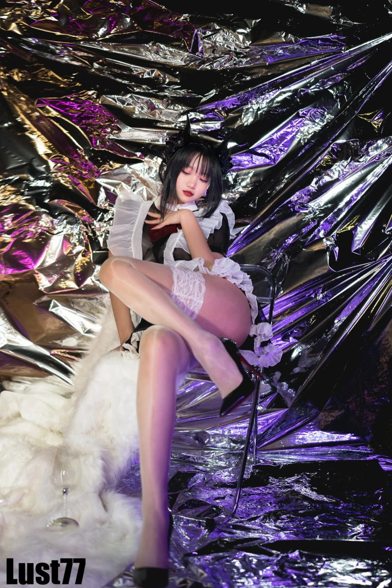 柒柒_Lust77《女仆の惩戒课》主题写真：110张全套美图，含1个视频