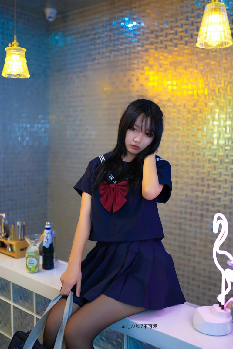 柒柒_Lust77《反差JK少女》主题写真：182张全套美图