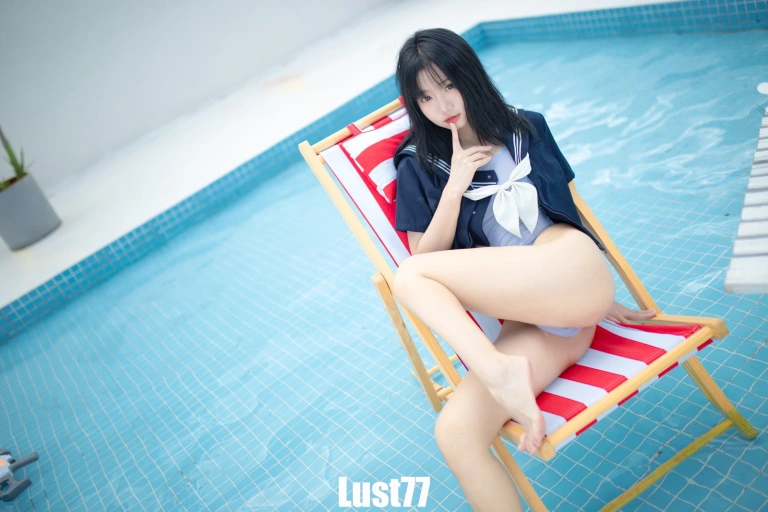 柒柒_Lust77《清凉夏日》主题写真：71张全套美图，含1个视频