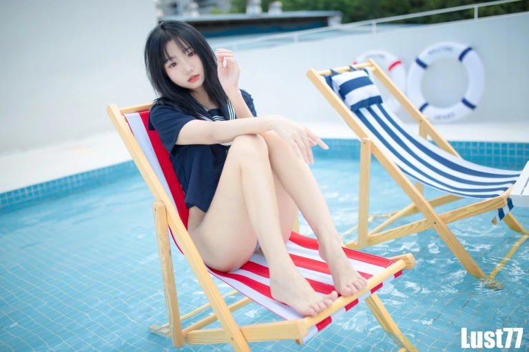 柒柒_Lust77《清凉夏日》主题写真：71张全套美图，含1个视频