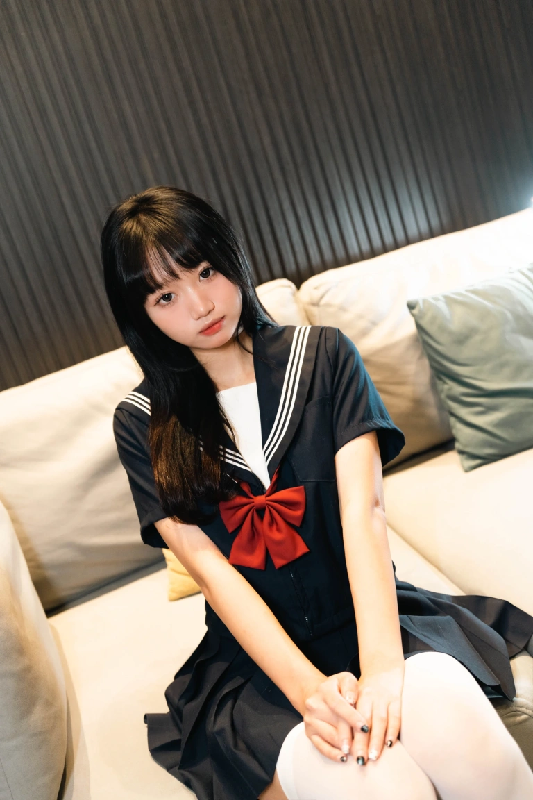 柒柒_Lust77《白丝死库水》主题写真：140张全套美图