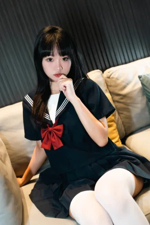 柒柒_Lust77《白丝死库水》主题写真：140张全套美图