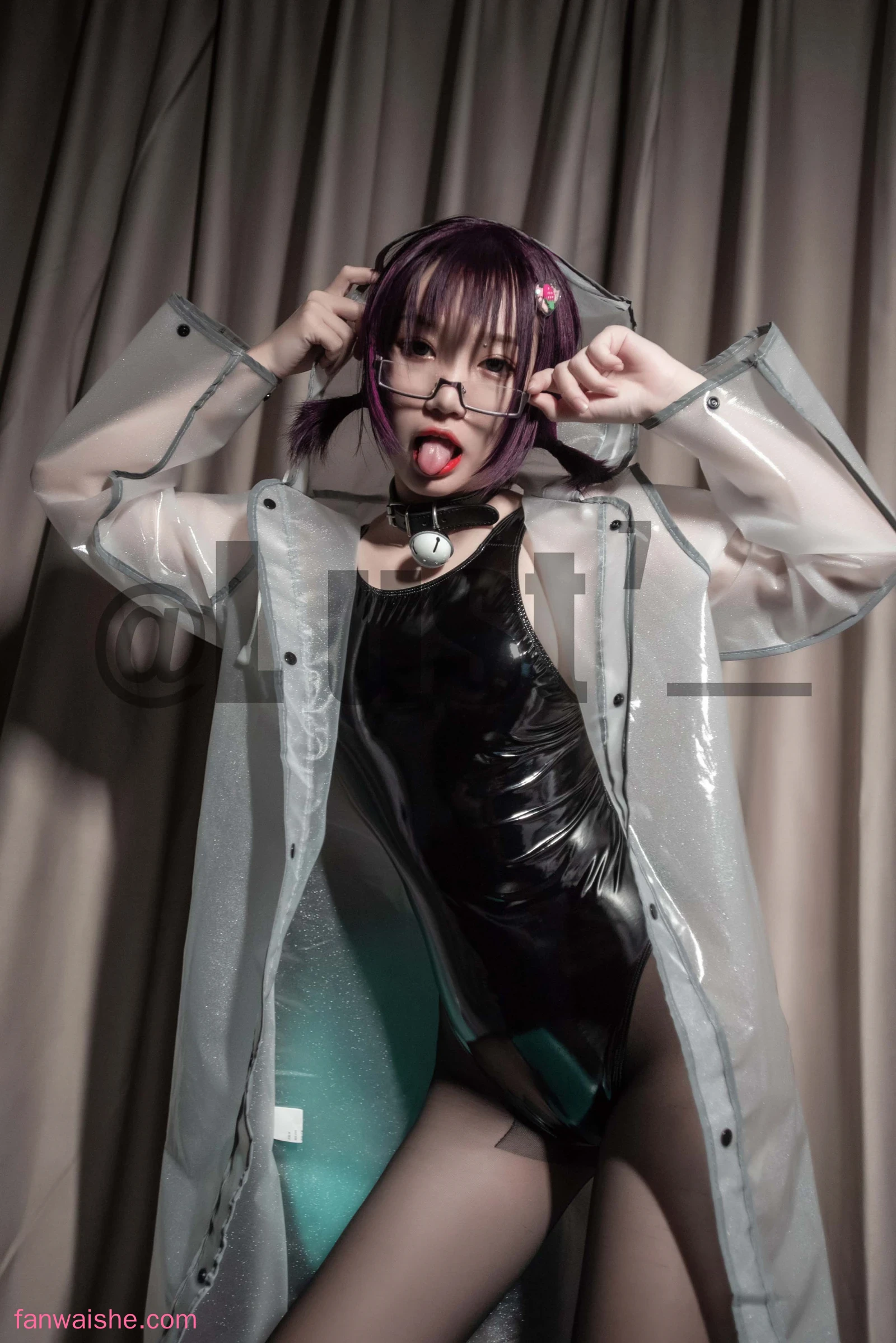 柒柒_Lust77 柒柒_Lust77 NO.054 - 漆皮死库水