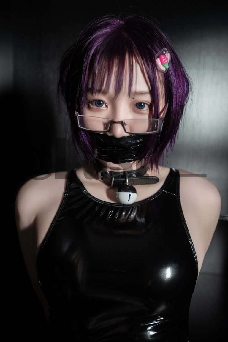柒柒_Lust77《漆皮死库水》主题写真：29张全套美图